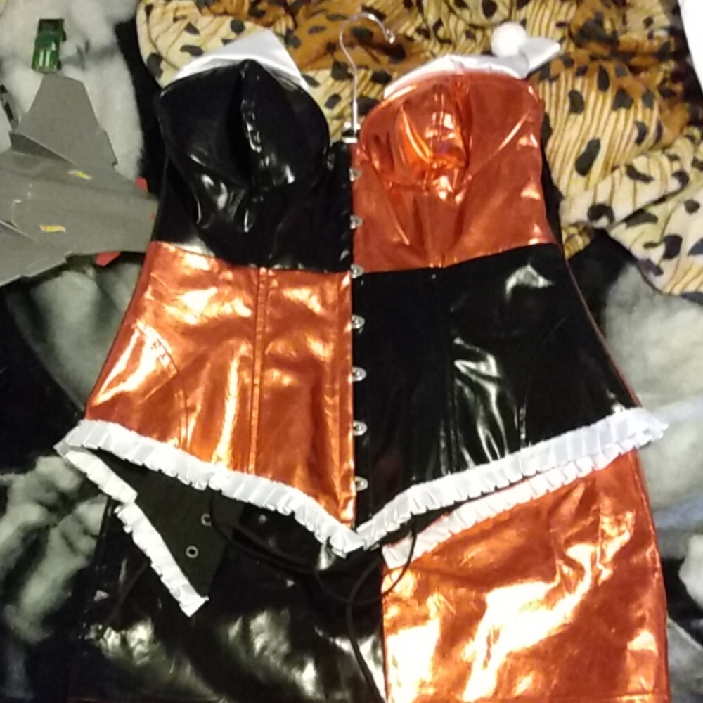 Dc comics Harley Quinn deluxe costume red/black